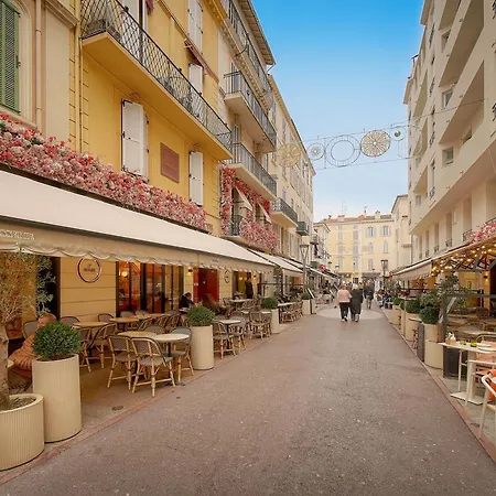 La Terrasse * Канны